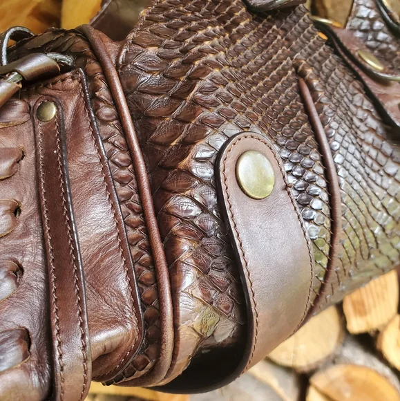 Chloe Textured Brown Shoulder Bag with Gold Accents - Picture 11 of 15